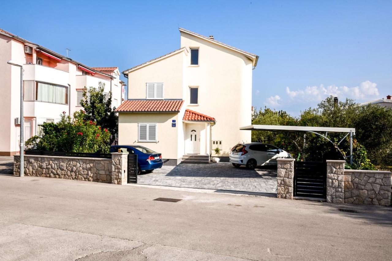 Apartment Ana Vodice Luaran gambar