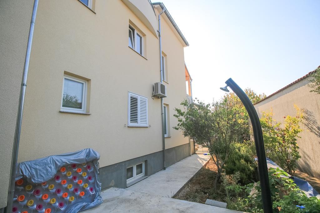 Apartment Ana Vodice Luaran gambar